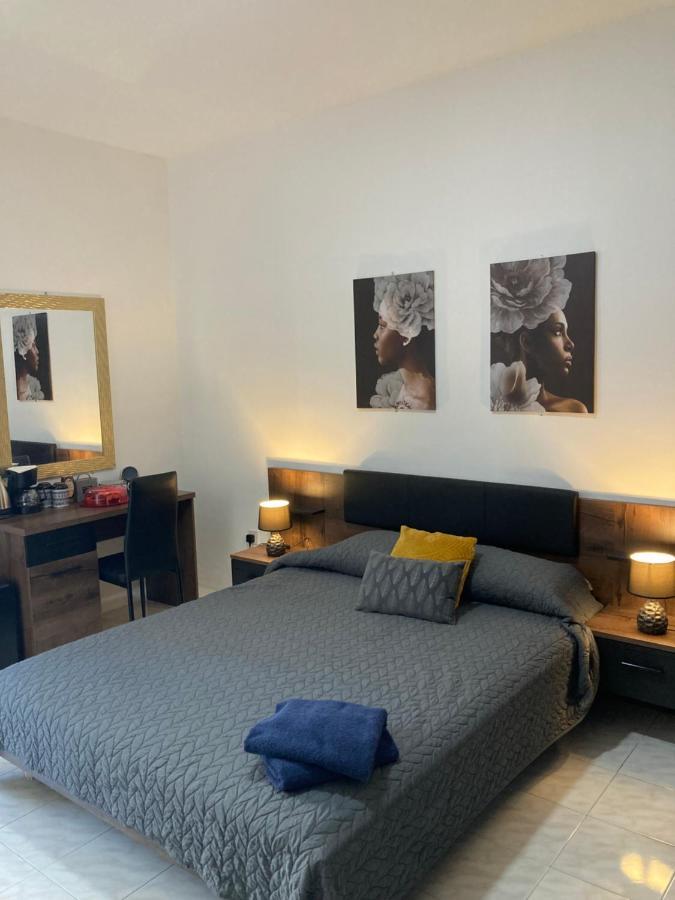 Boutique Rooms Sliema Bagian luar foto